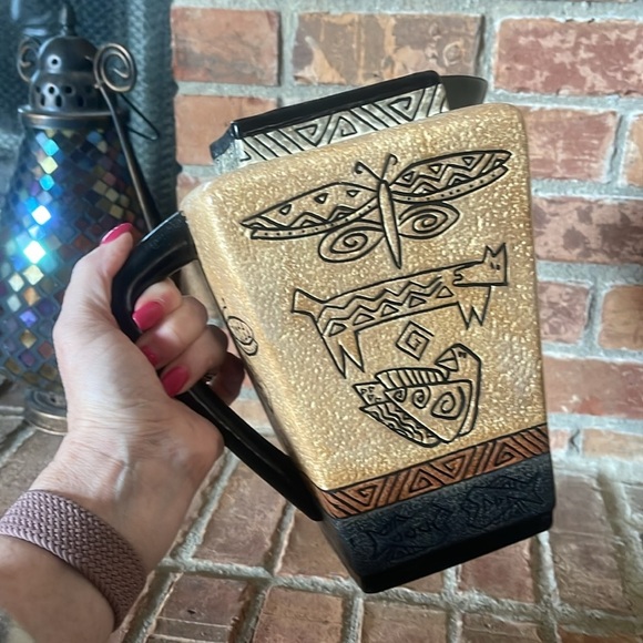 Laurel Burch Ganz Bella Casa Aztec Ceramic Stoneware Pitcher BC8140 - Picture 4 of 7